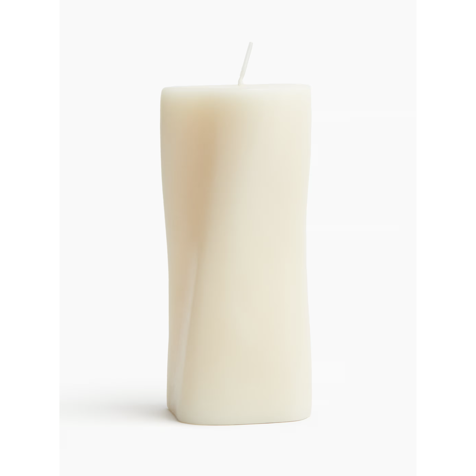 white pillar candle
