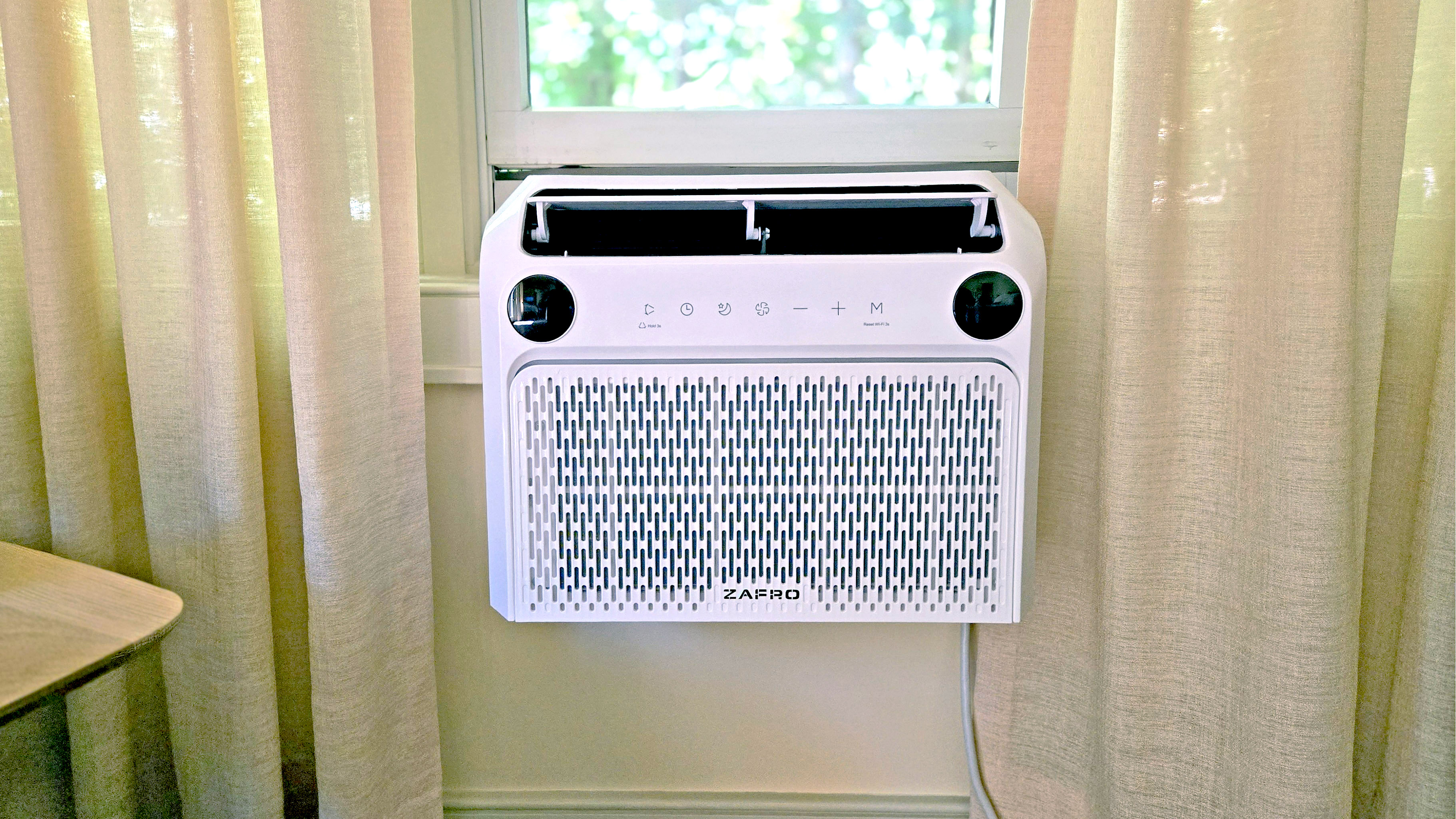 Zafro Auro window air conditioner