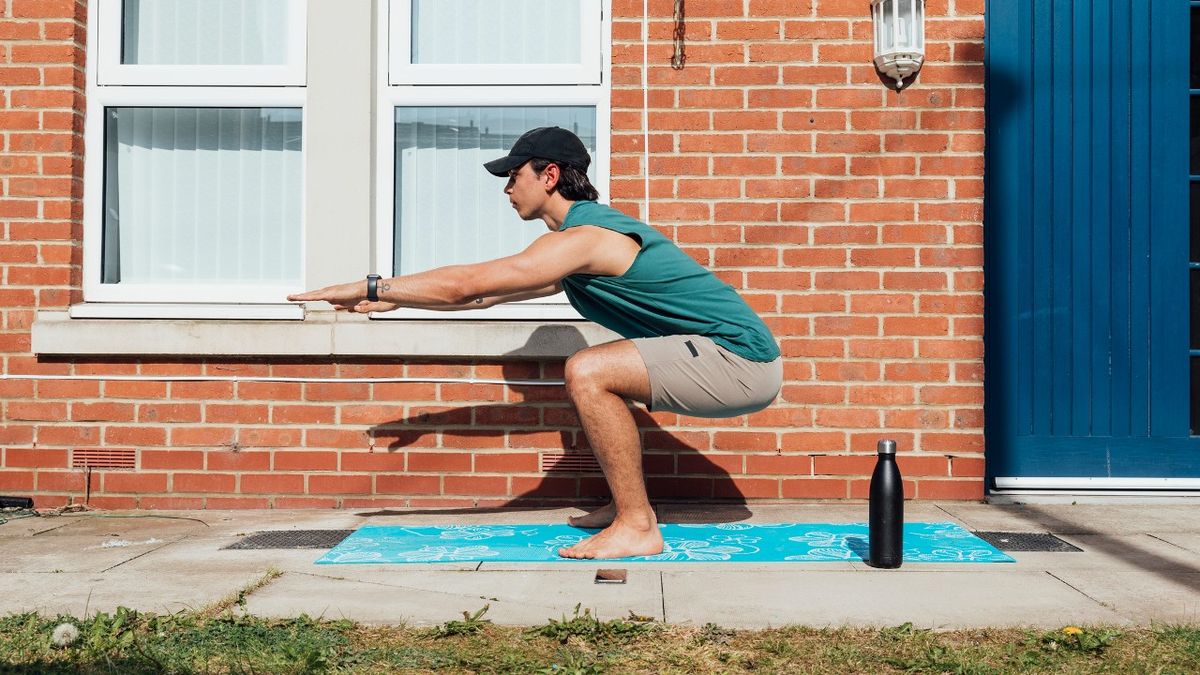 This Home Workout For Runners Will Support Your Training Coach