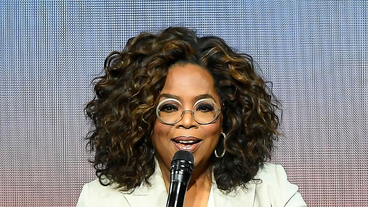 SAN FRANCISCO, CA - FEBRUARY 22: Oprah Winfrey speaks during Oprah&#039;s 2020 Vision: Your Life in Focus Tour presented by WW (Weight Watchers Reimagined) at Chase Center on February 22, 2020 in San Francisco, California. (Photo by Steve Jennings/Getty Images)