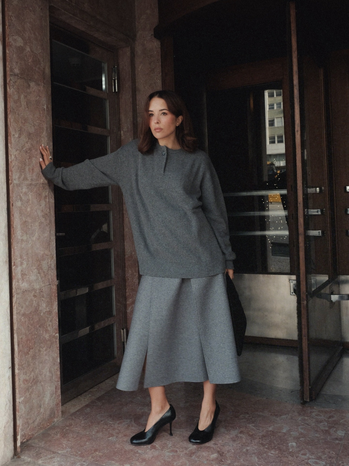 @deborabrosa wearing one of the 2026 heels trends.