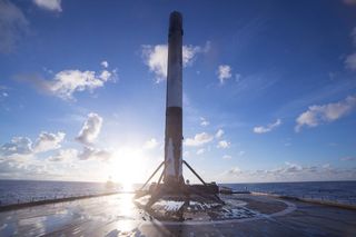 Drone-ship landing falcon 9