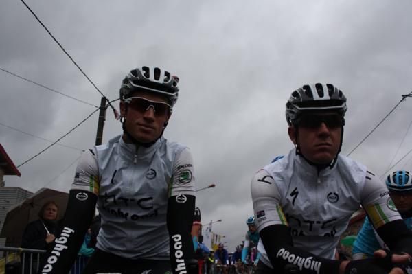 Mark Renshaw and Matt Goss line up