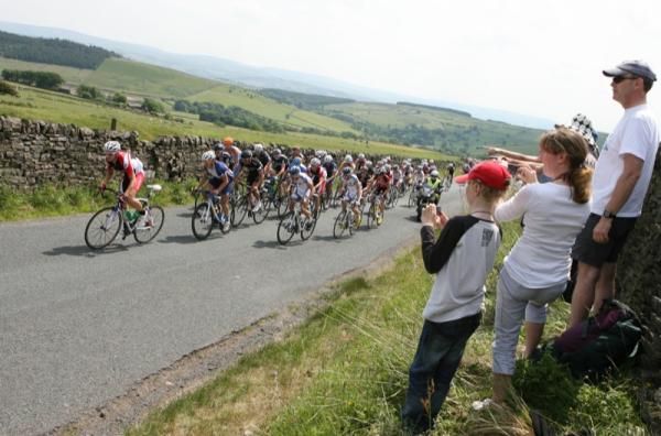 The bunch on the climb.