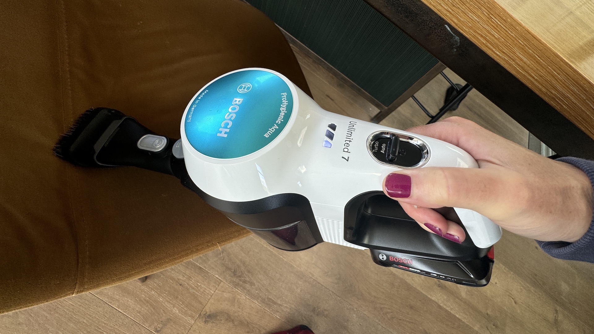 Bosch Unlimited 7 Aqua vacuum testing