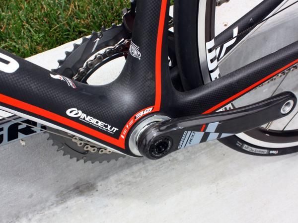 The F3 also gets a BB30 bottom bracket but with an alloy sleeve instead of a carbon fiber one.