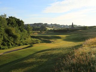 the 10th hole at st enodoc