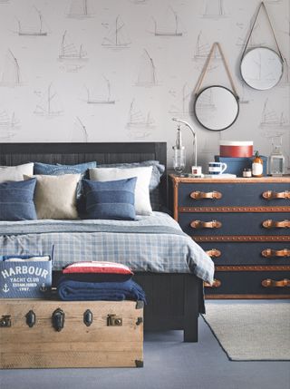 blue and white nautical New England bedroom