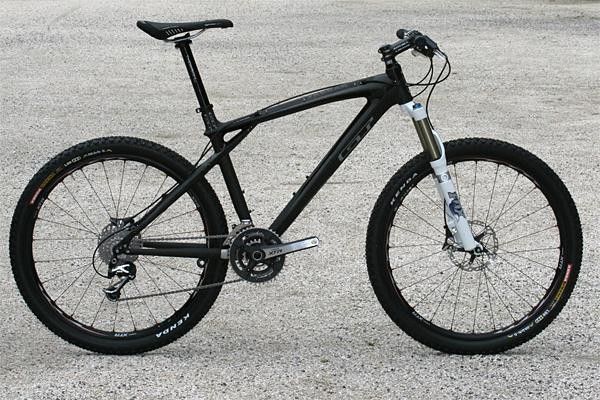 The Zaskar Carbon is all-new with an aggressive frame configuration and mean black finish.