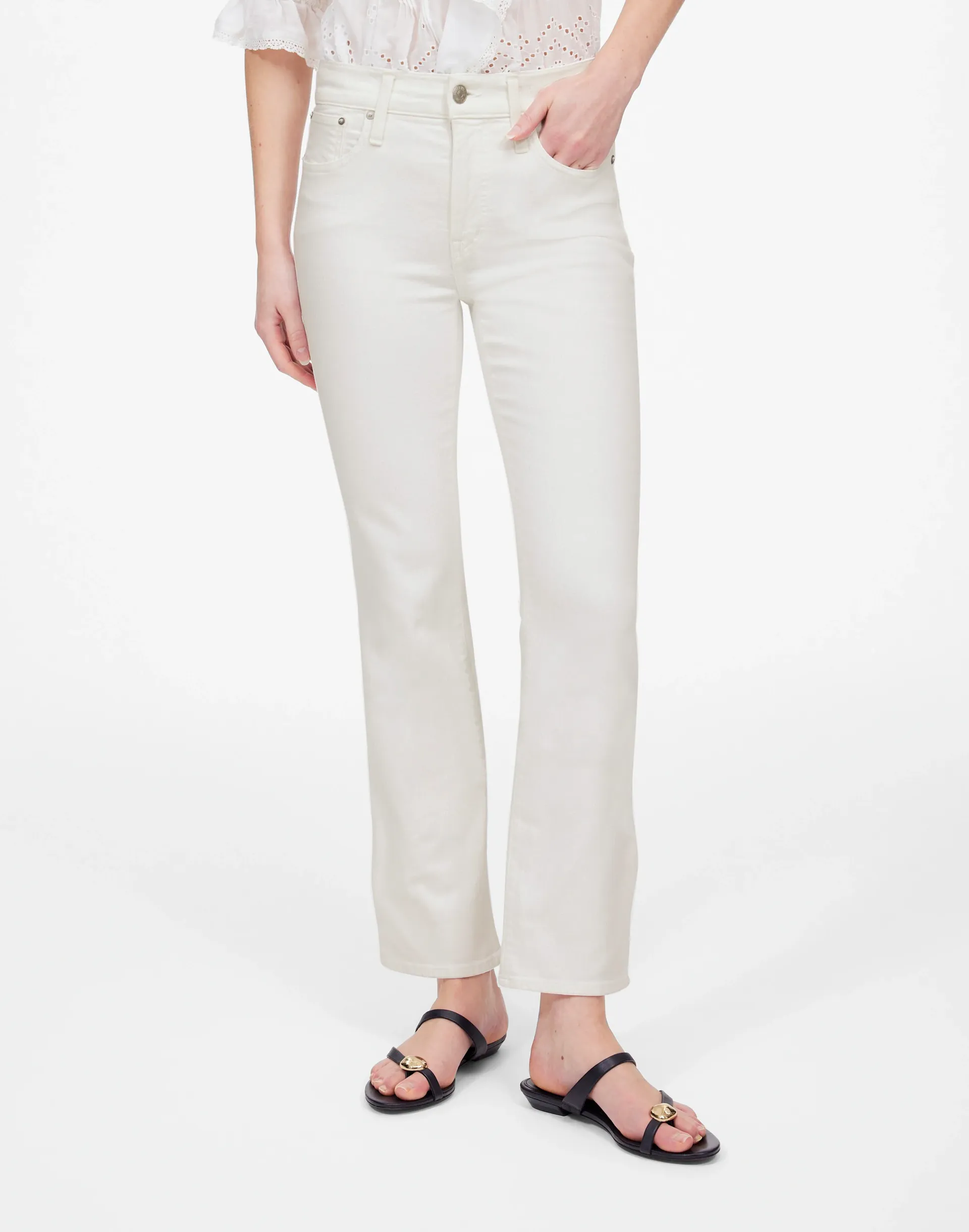 Kick Out Crop Jeans