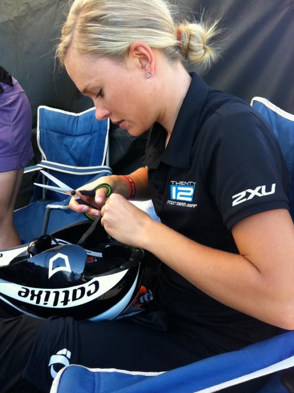 Tayler Wiles prepares her new Catlike Chrono helmet