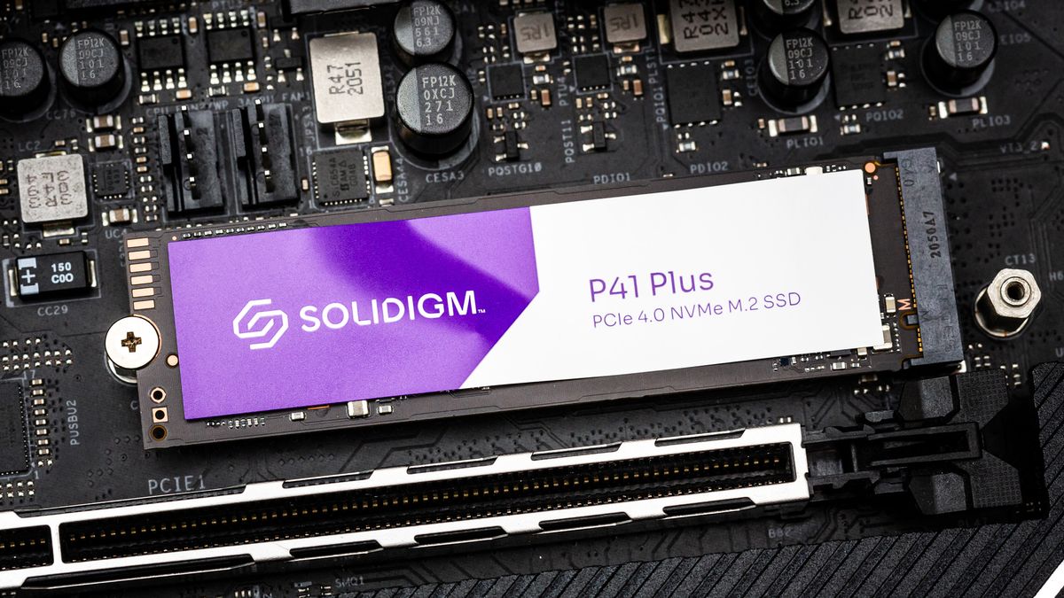 Solidigm P41 Plus SSD Review: Born in the Purple (Updated) | Tom's