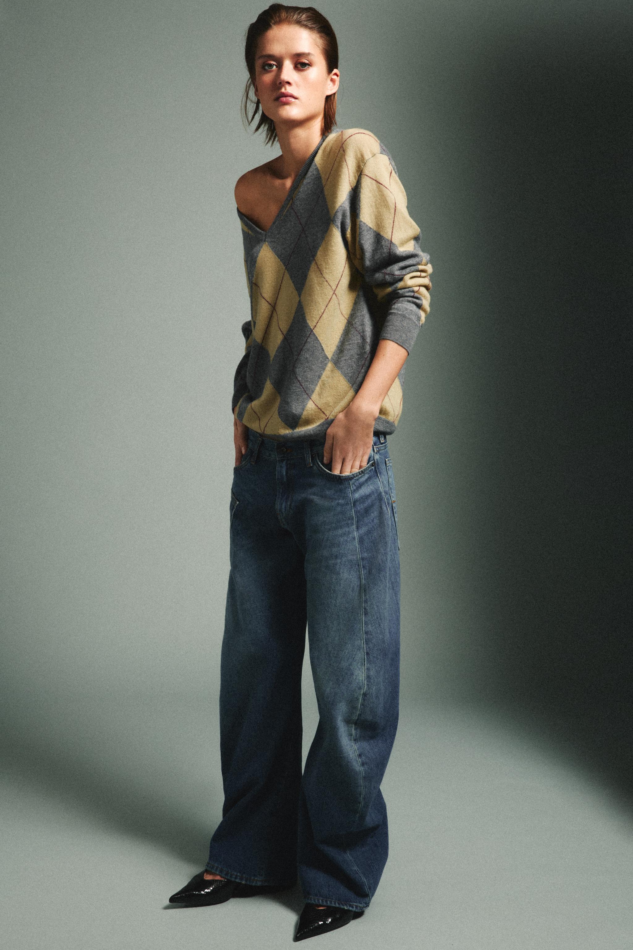 100% Wool Diamond Jumper