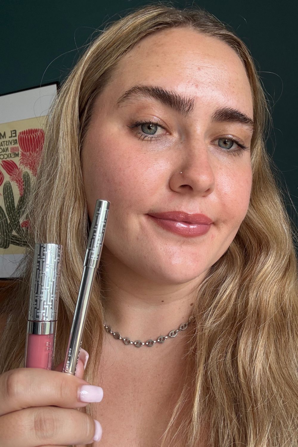 Amelia wearing Trinny The Lip Reset Kit