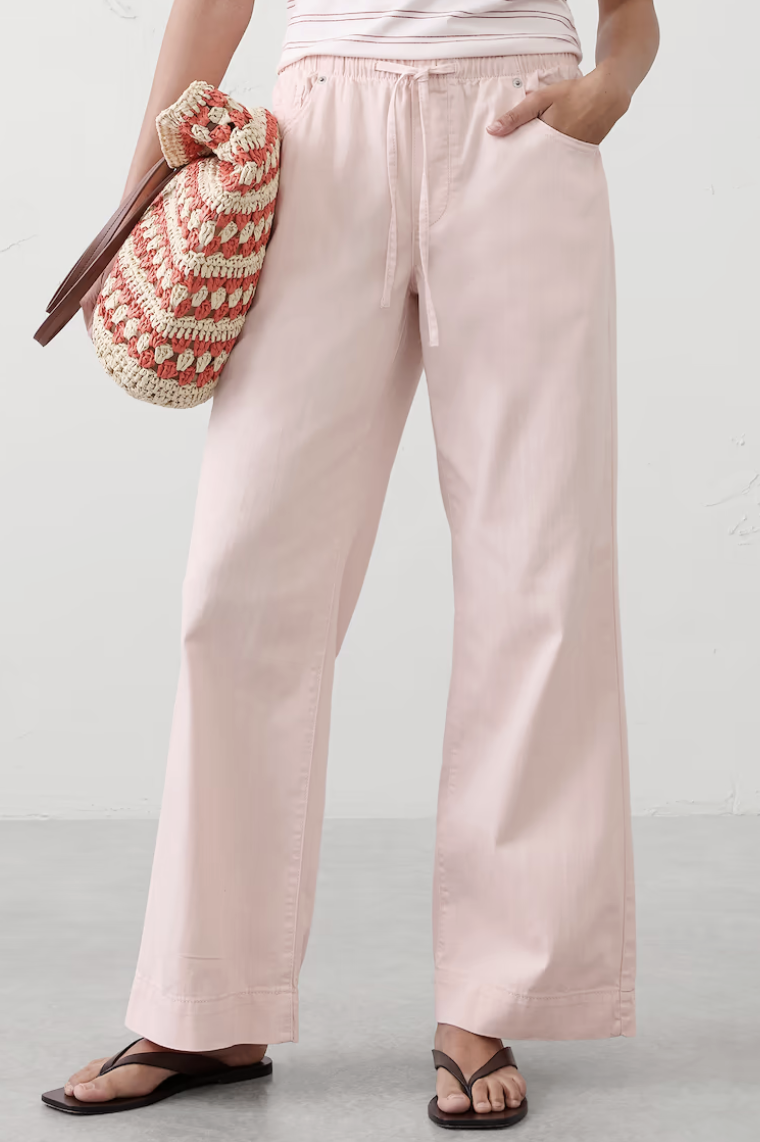 Banana Republic Factory, Wide-Leg Mid-Rise Summerweight Pull-On Jean