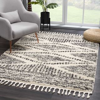 Boutique Rugs shag rug with tassels