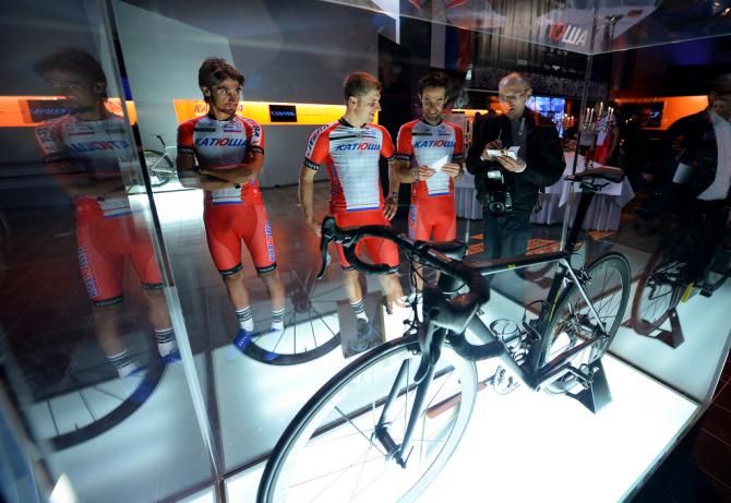 Vladimir Gusev, Daniel Moreno and Giampaolo Caruso have a look at the 2014 Canyon bikes