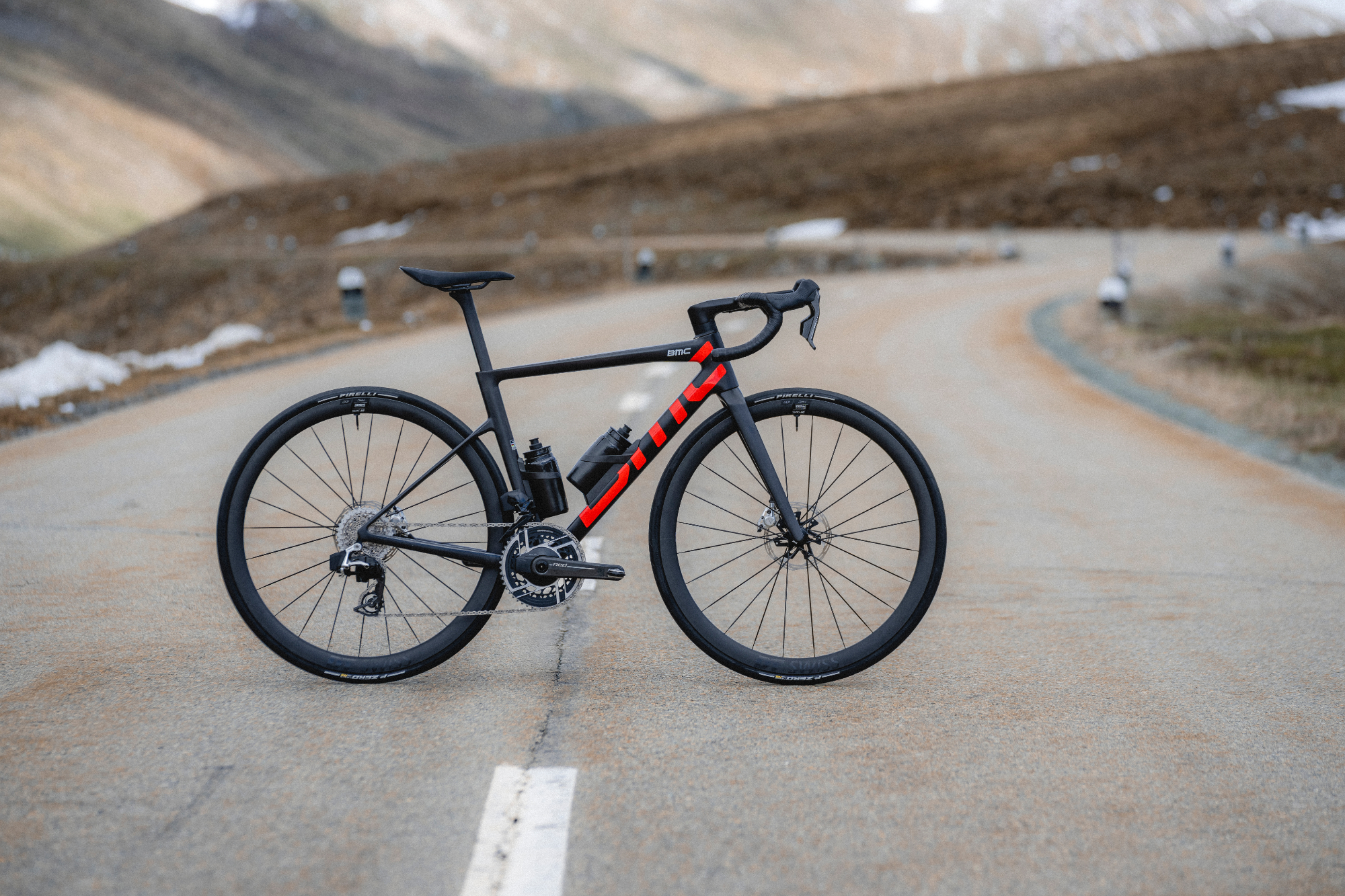 BMC Teammachine SLR 01 road bike 2025