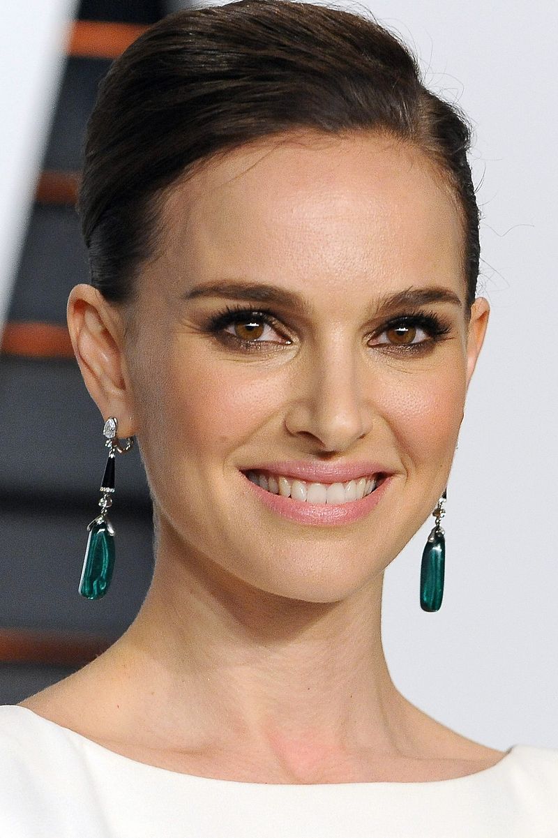 Celebrities With Surprising Religious Backgrounds - Jewish Celebrities