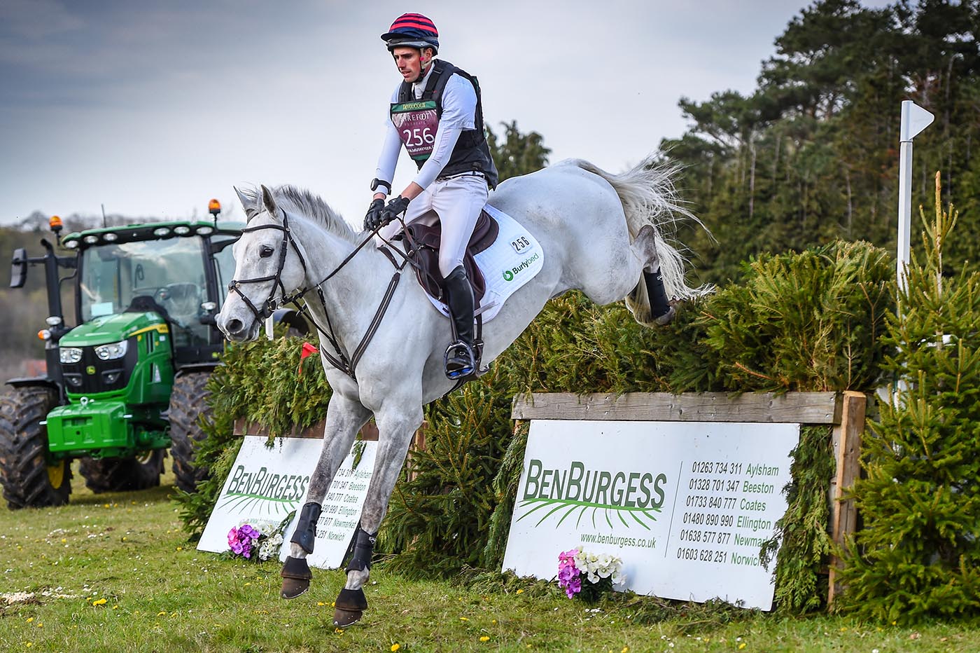 BURNHAM MARKET Hector Payne riding Dynasty during the CCI-S 4* Section B at BAREFOOT RETREATS BURNHAM MARKET INTERNATIONAL (1) held at Sussex Farm in the Burnham Market near King's Lynn in Norfolk in United Kingdom on the 17th April 2023
