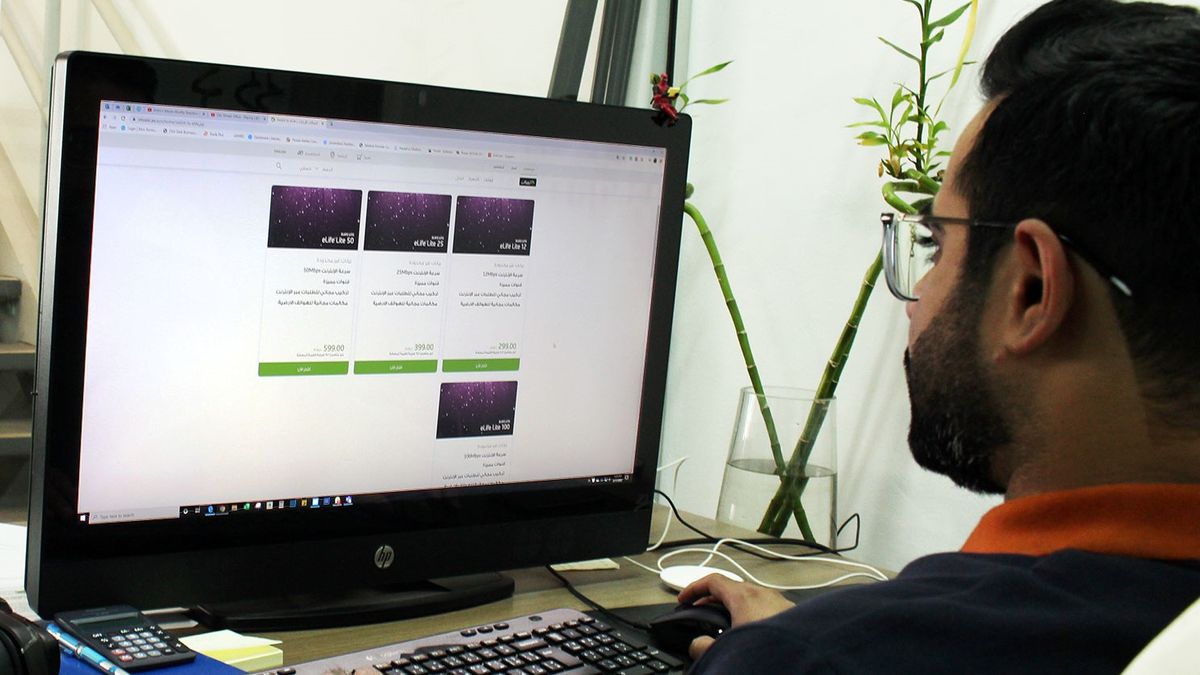 Why do Arabic domain names still struggle to gain momentum in the