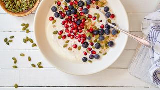 Cottage cheese with nuts and berries