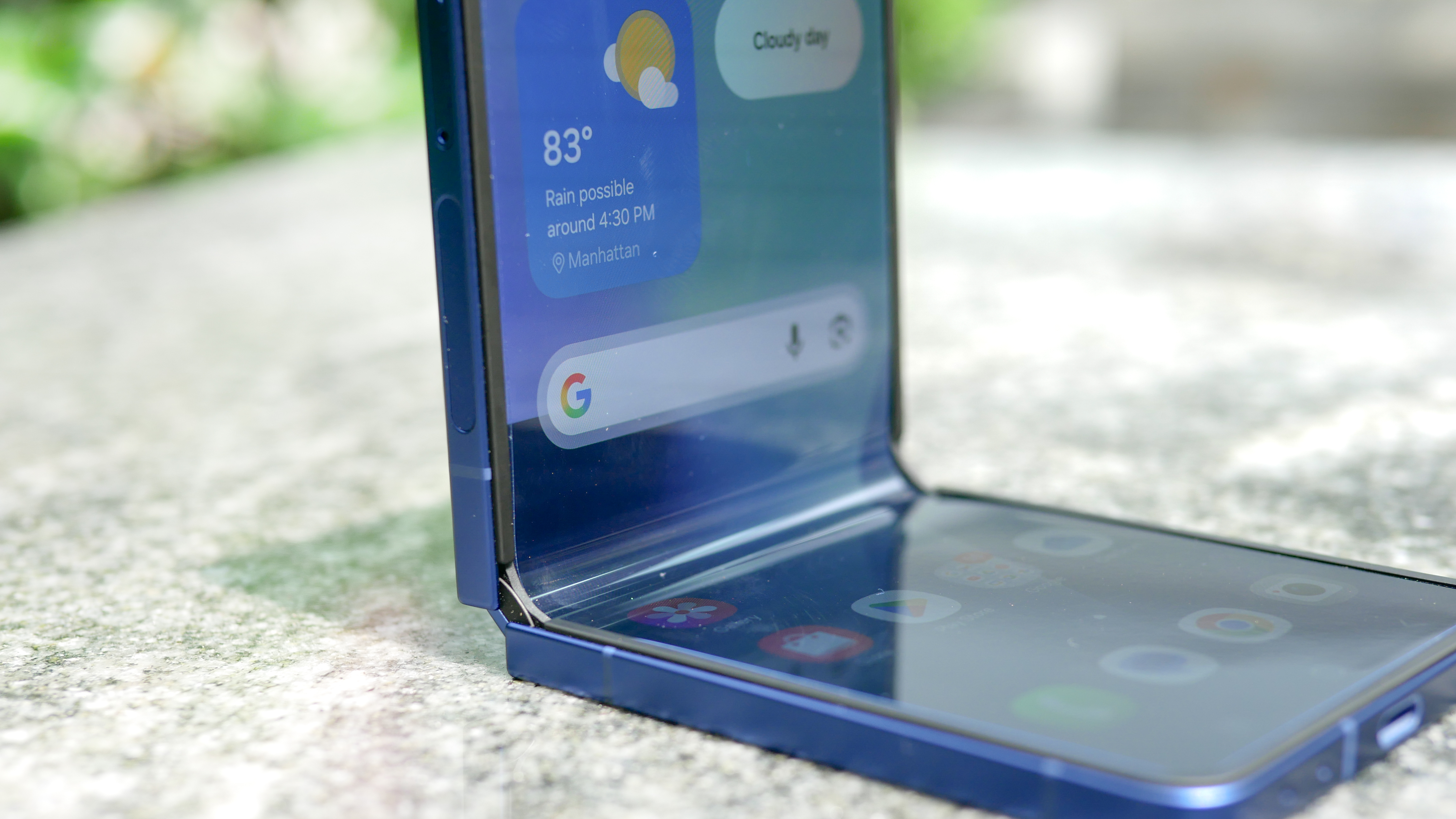 Samsung Galaxy Z Flip 7 hinge design closeup.