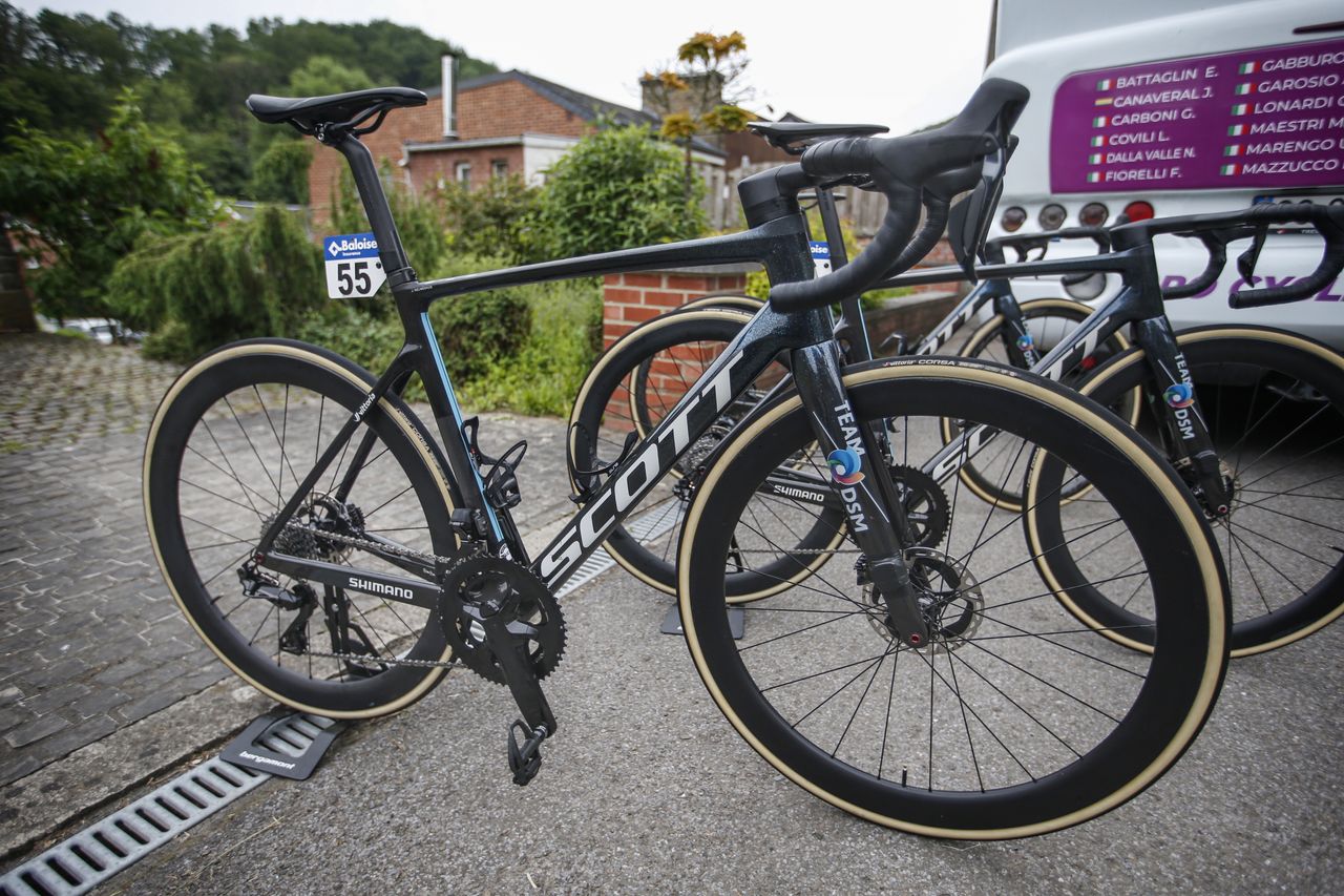 New Shimano Dura-Ace closeup