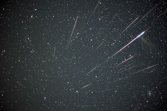 Moon May Outshine Leonid Meteor Shower Peak Tonight | Space