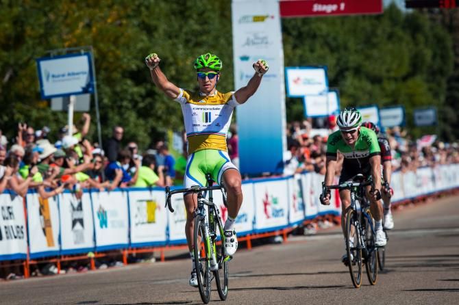 Moreno Hofland (Belkin) could only watch as Cannondale's Peter Sagan celebrates another win