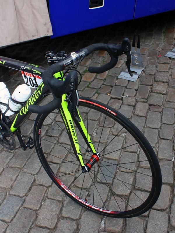 Vittoria tires are wrapped around Lampre-Vini Farnese's Fulcrum carbon rims.