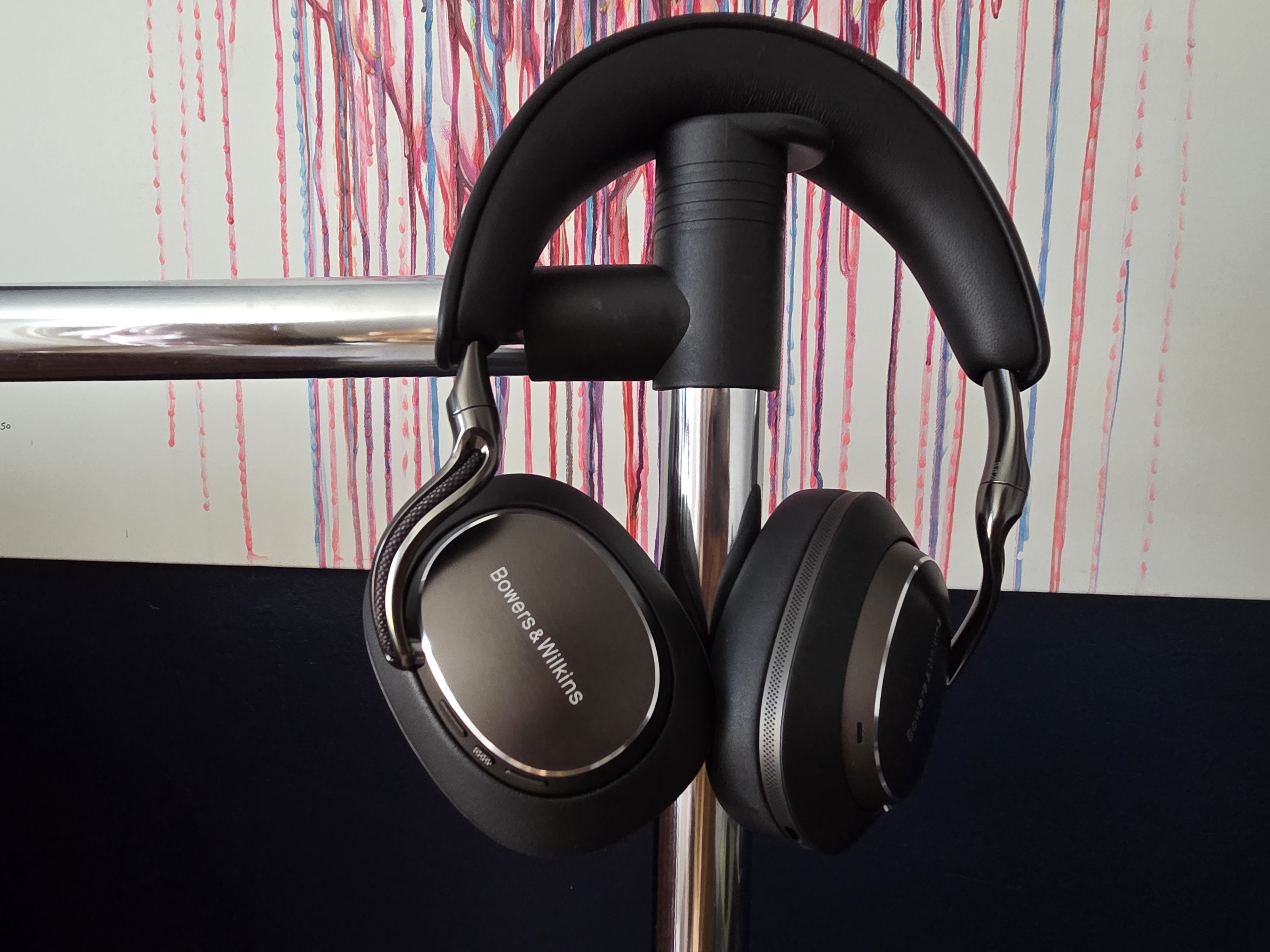 Bowers &amp;amp; Wilkins px8 s2
