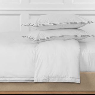 Devlin White Duvet Cover