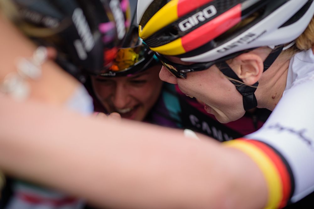 Canyon Sram celebrate