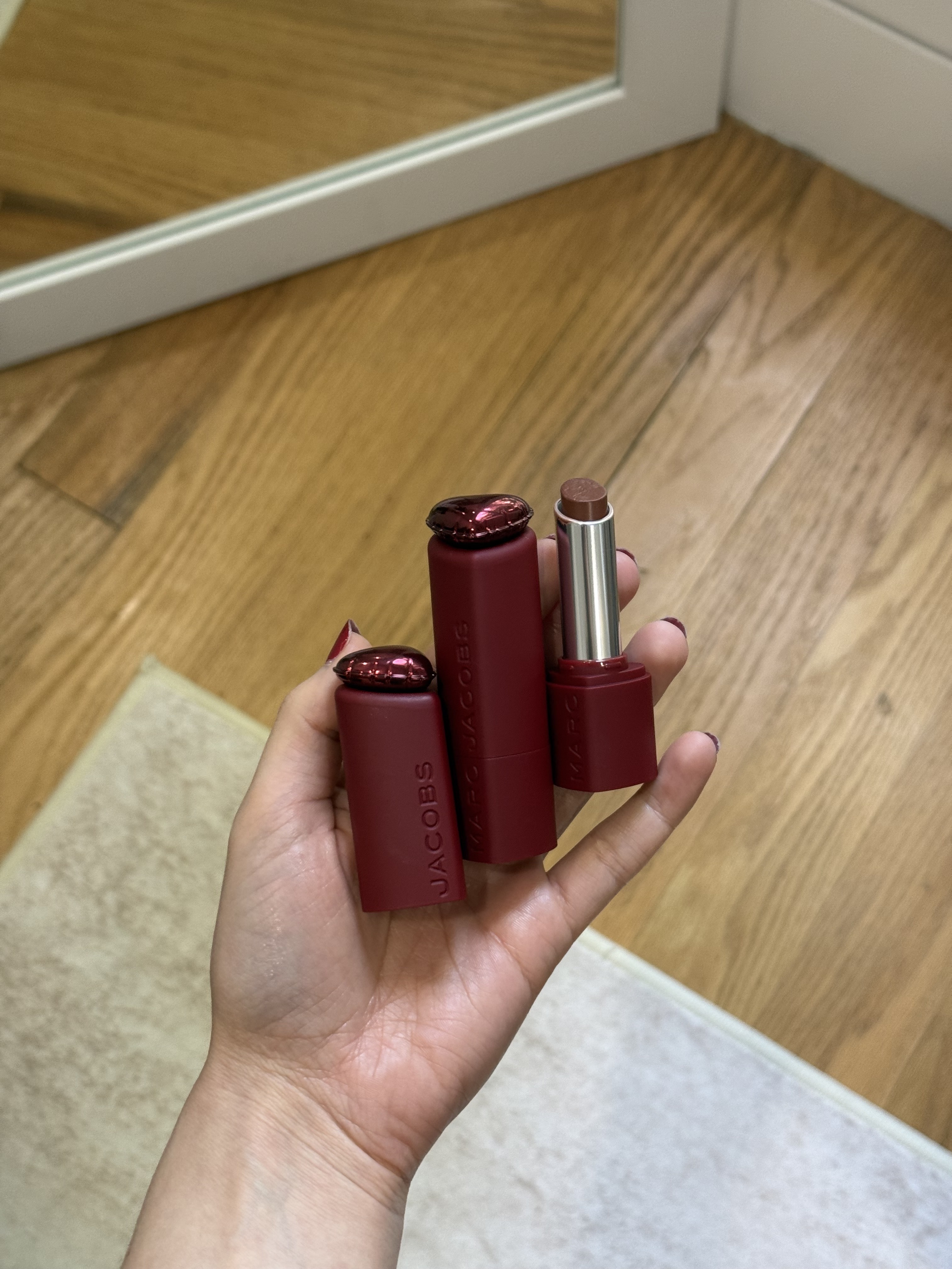 Jamie Schneider testing the Marc Jacobs Beauty Heart On Lipstick