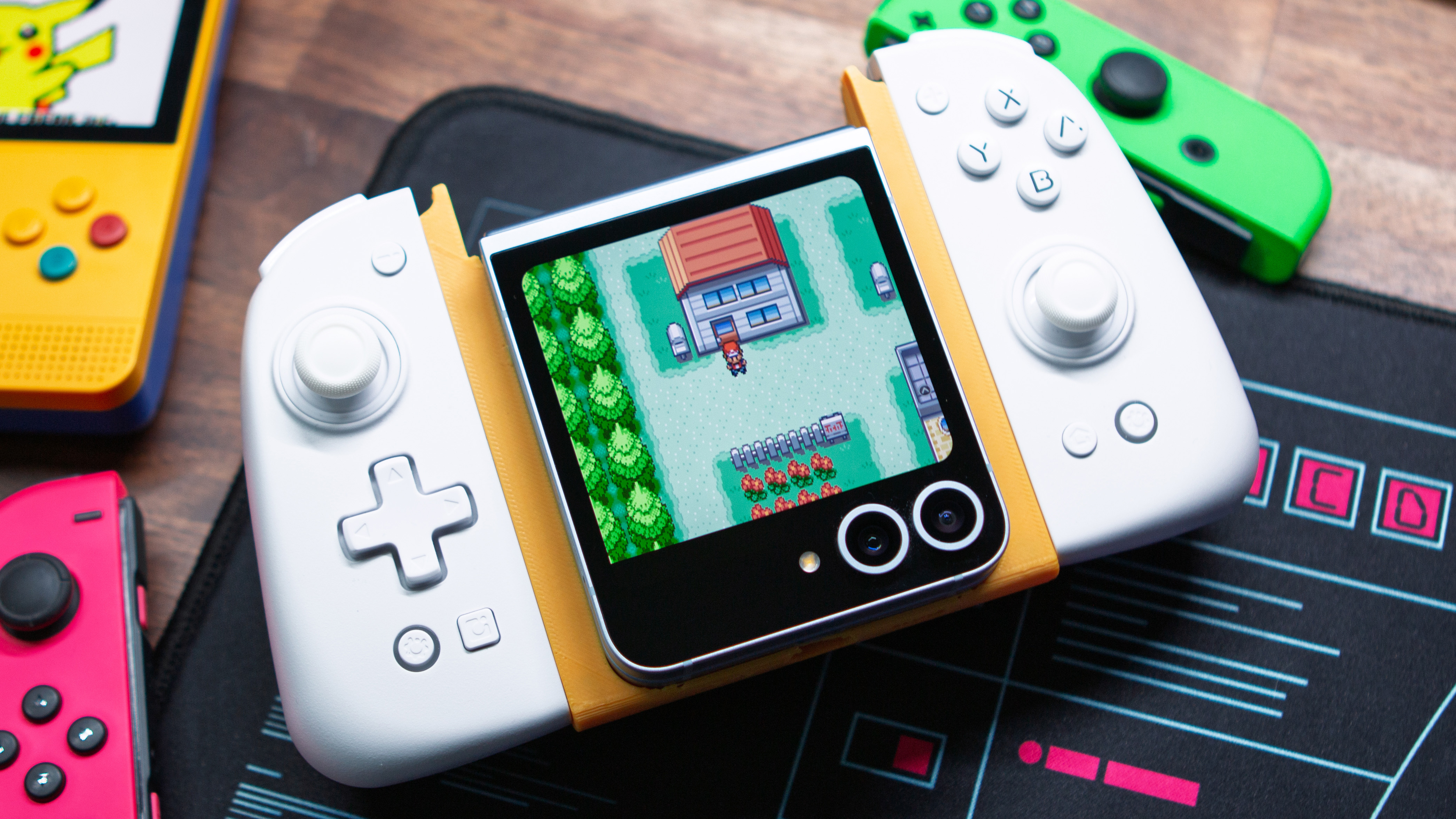 Mobapad controllers attached to 3D Printed mount for Galaxy Z Flip 6
