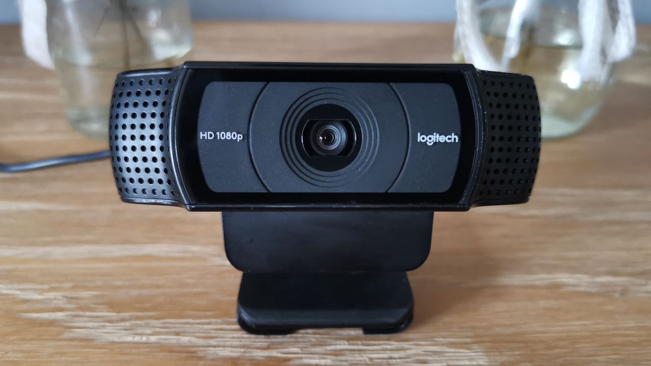 Logitech c920 front view