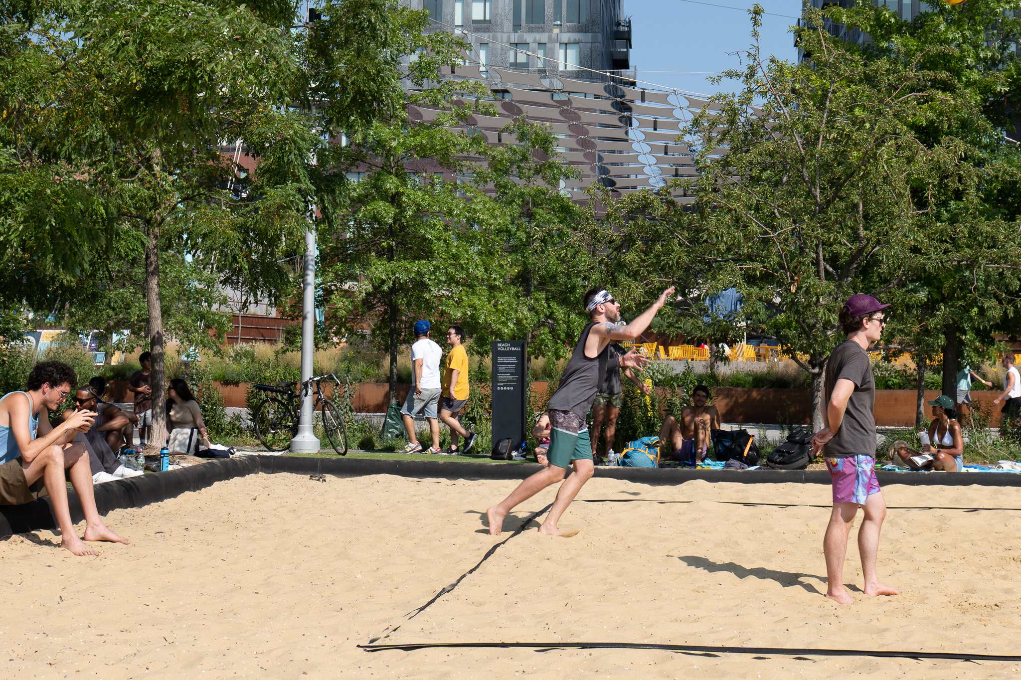 Panasonic Lumix S1R II - Beach Volleyball Burst Photo