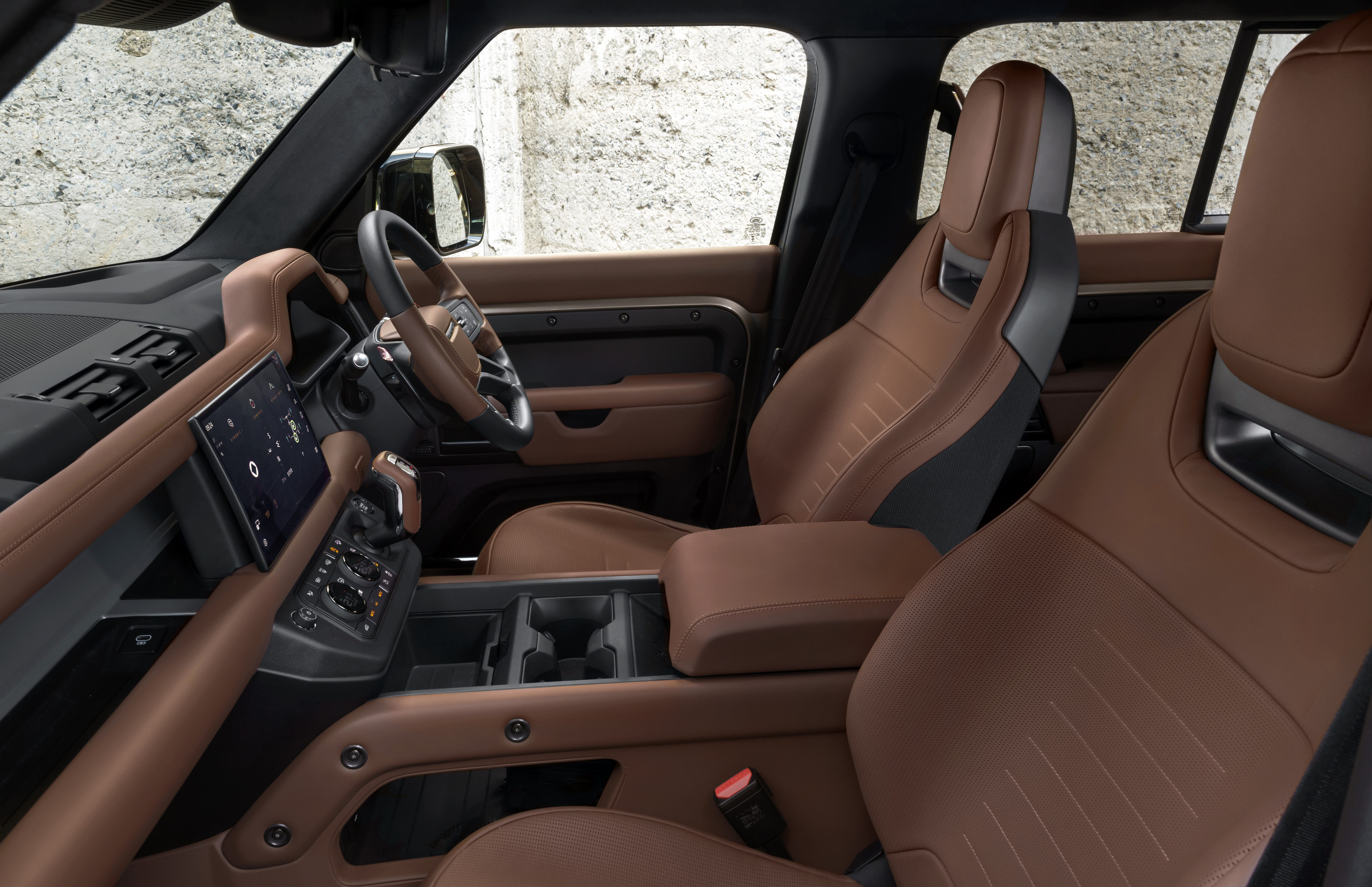 Land-Rover Defender OCTA interior