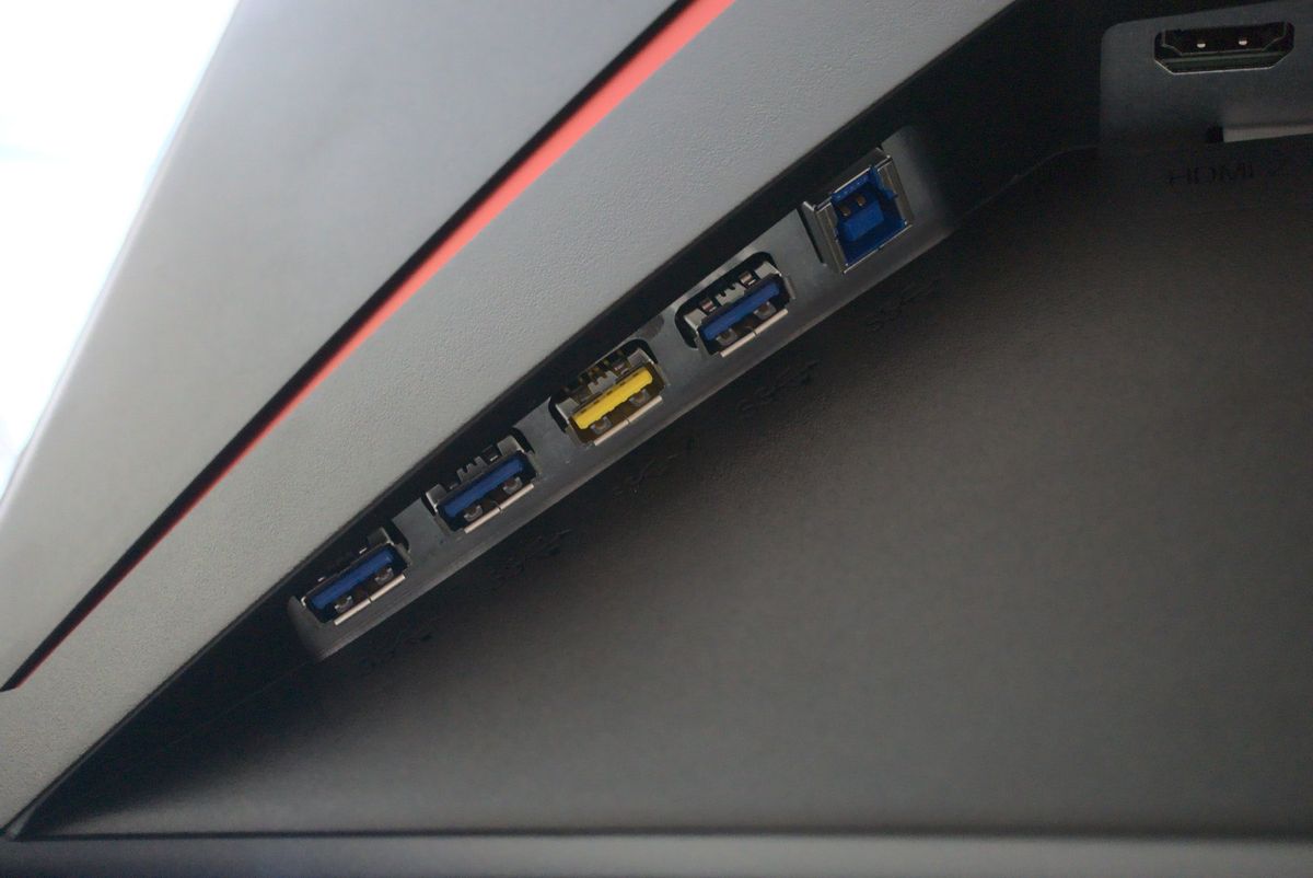 AOC C27G2ZU