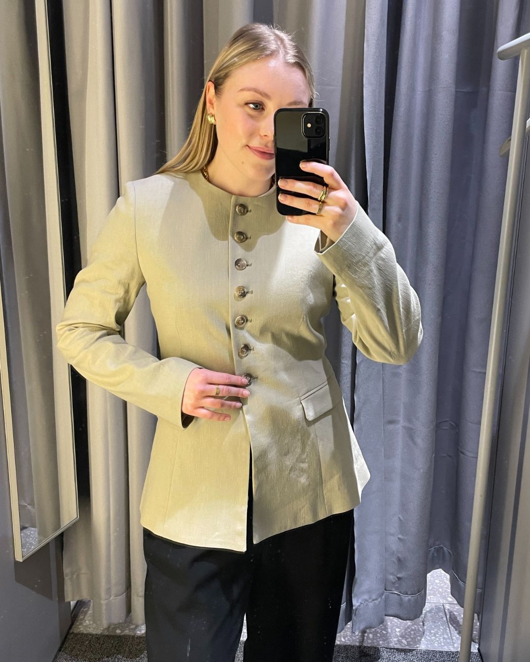 @florriealexander for Who What Wear UK