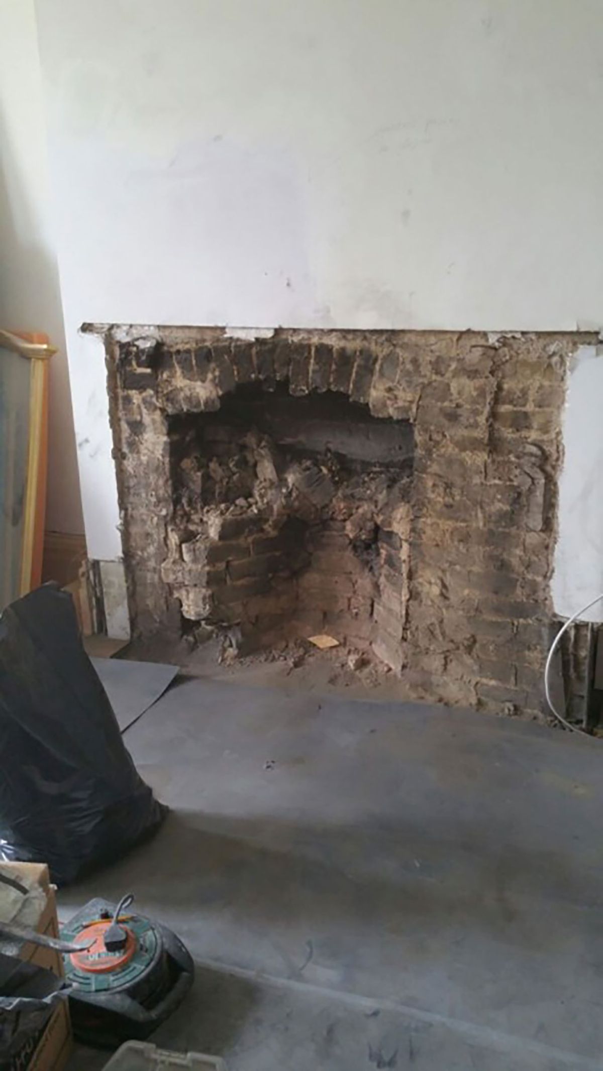 Removing a fireplace surround: The essentials | Homebuilding