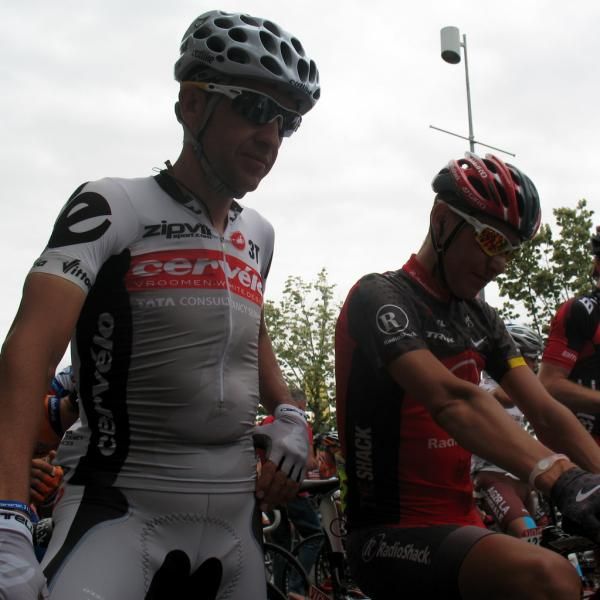 Carlos Sastre at the start in Rodez