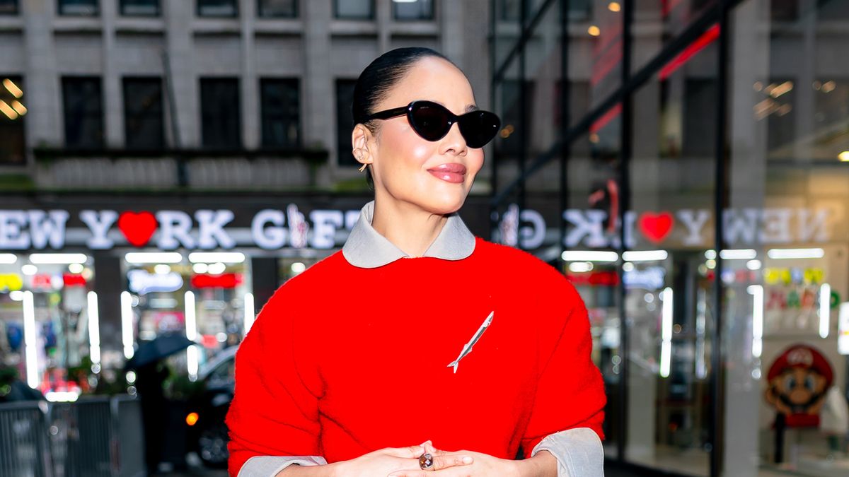 I Know You're a Fashion Person If You Pair These Two Bold Colors Together for Spring