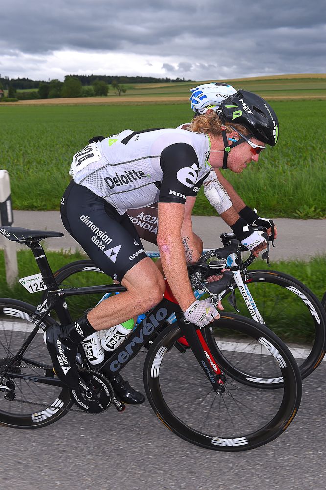 Tyler Farrar in the bunch during stage 4 at the Tour de Suisse
