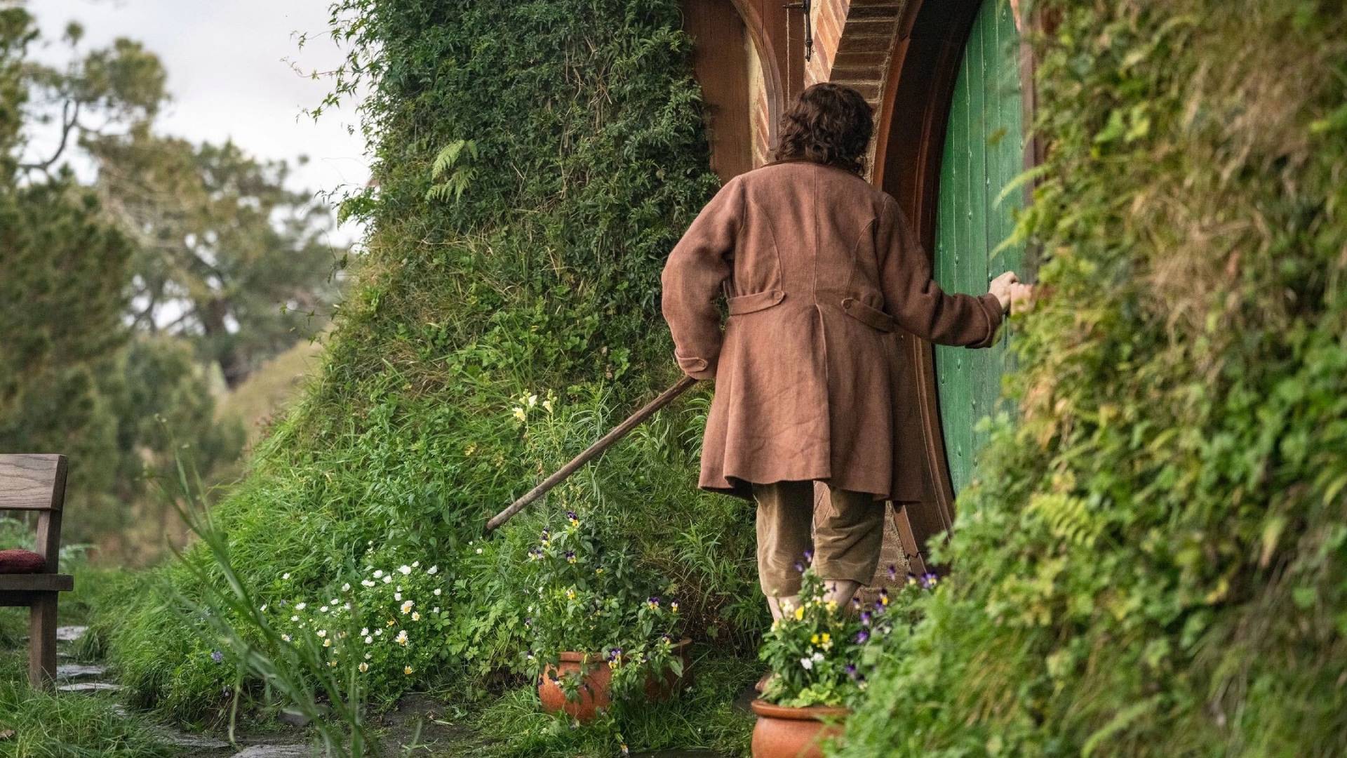 One hobbit behind the scenes on set of The Lord of the Rings: The Hunt for Gollum