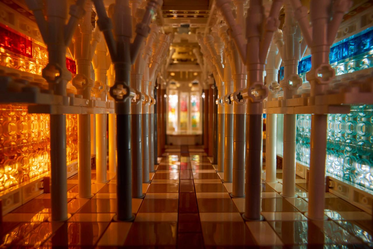 The interior of the Lego Architecture Sagrada Fam&iacute;lia