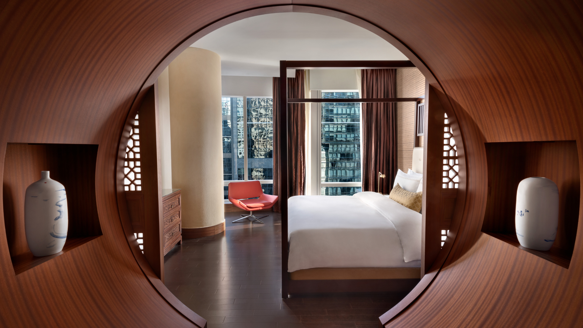 Shangri-La suite at Shangri-La Toronto