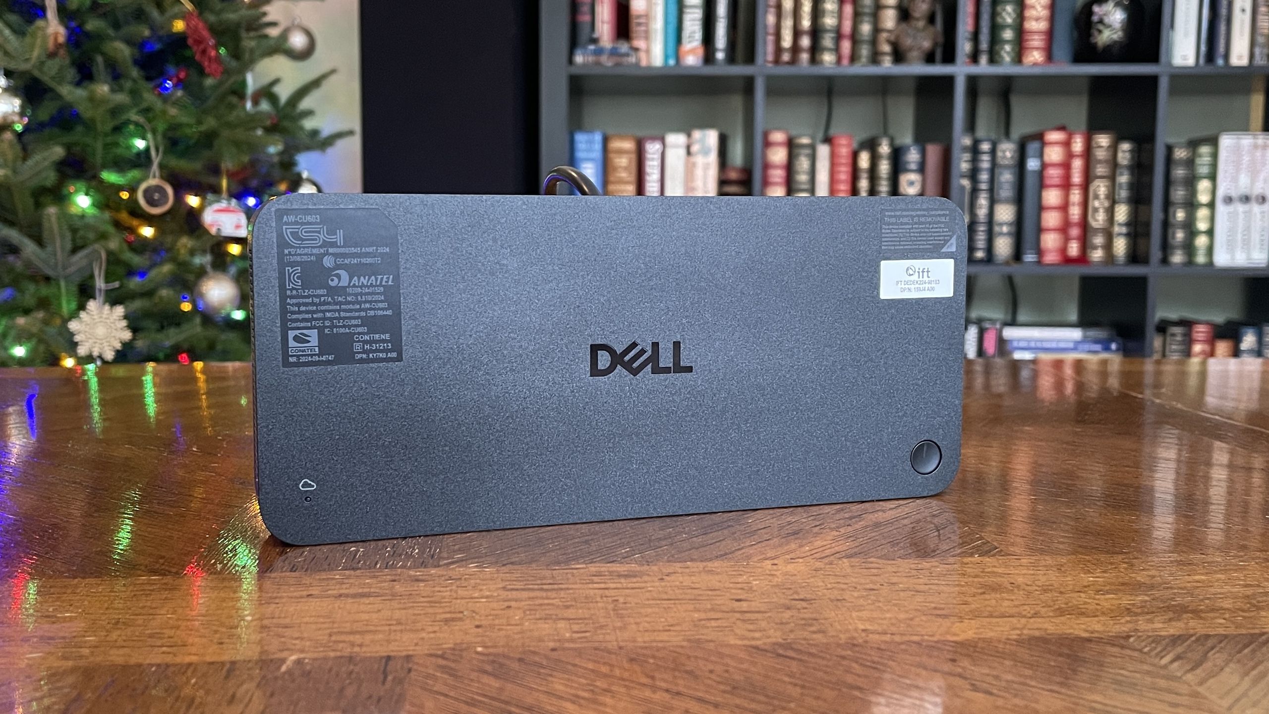 Dell Pro Thunderbolt 5 Smart Dock (SD25TB5) review