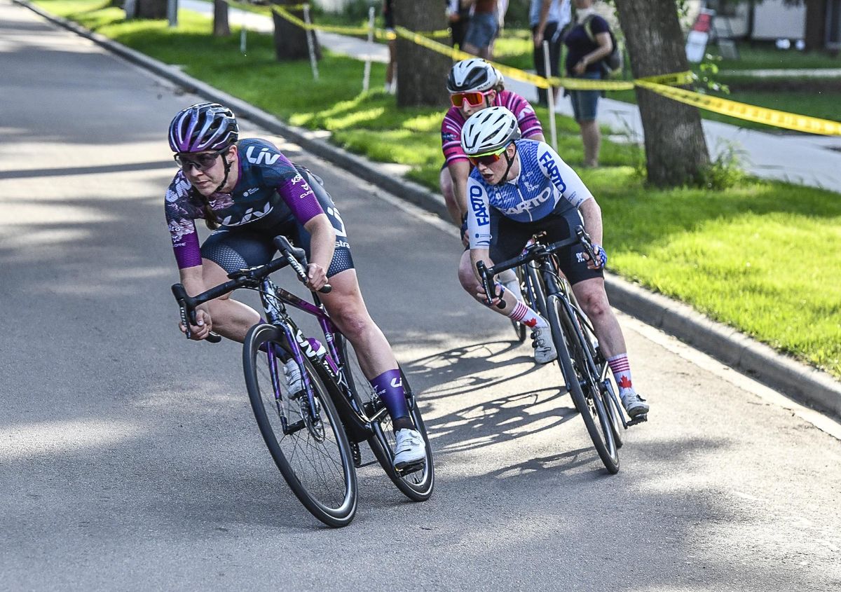 Alison Jackson (Liv Racing Xstra) leading Marie-Soleil Blais (Team Farto-BTC) and Maggie Coles-Lyster (DNA Pro Cycling)